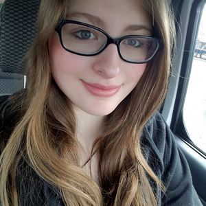 Meet your Posher, Holly